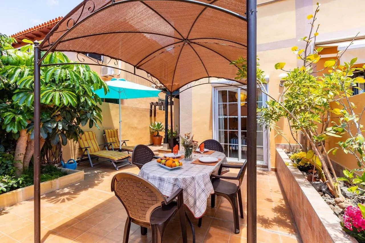 Tatil Evi Casa Vacacional Golfin Villa Arona  İspanya